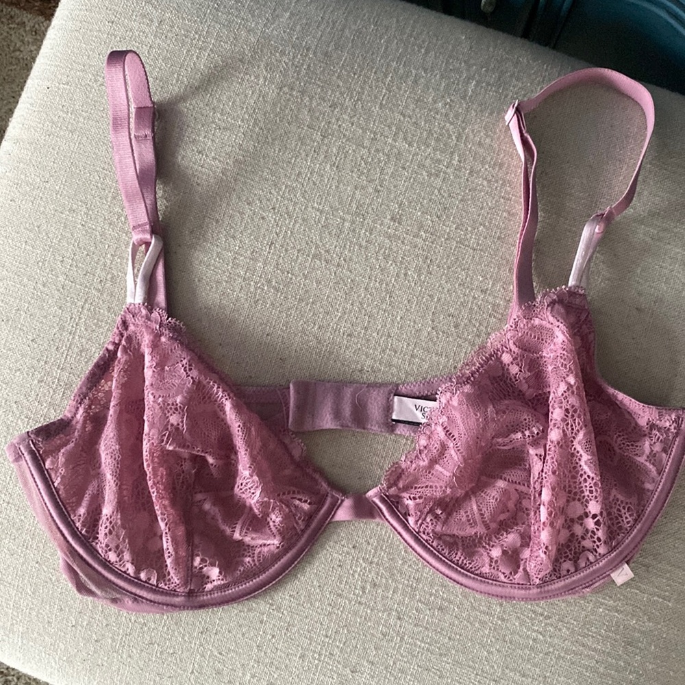 Victoria’s Secret Unlined Demi Lace Bra Size 36D